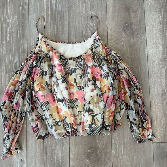 Maylin' Silk Cold Shoulder Floral Print Blouse - Picture 4 of 4